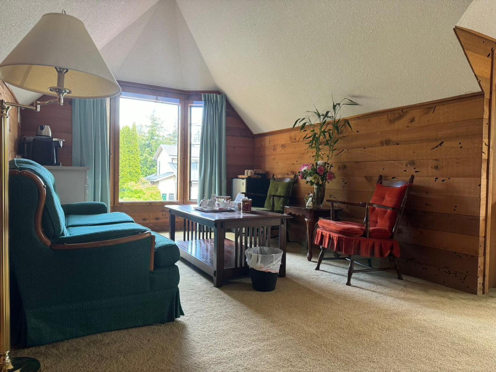 Jason House - Immaculate Suites In A Quiet Seaside Neighbourhood Near Uvic Victoria Buitenkant foto